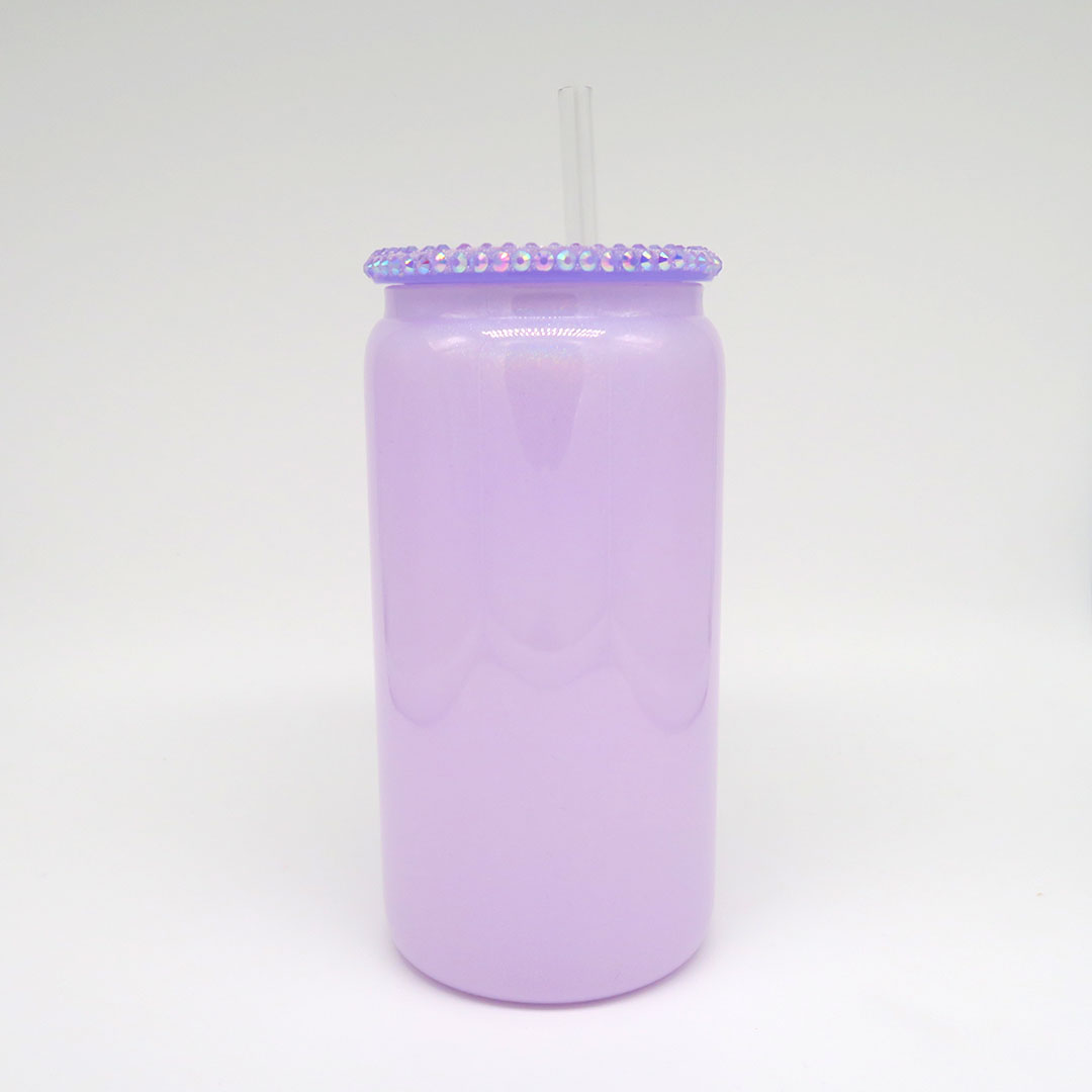Glitzer Trinkglas 450 ml – mit funkelndem Deckel & personalisierbar (lila)
