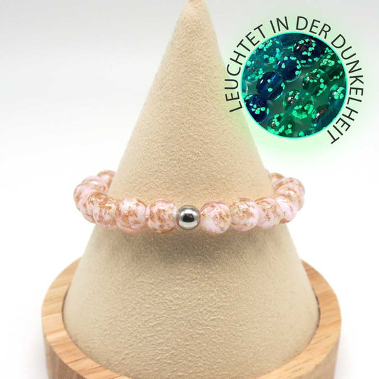 Leuchtendes Armband Zartrosa – mit Goldstaub & Glow-Effekt
