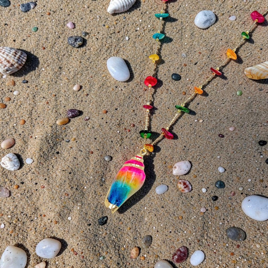 Kette „Rainbow Shell“ – Bunte Beach-Vibes zum Verlieben