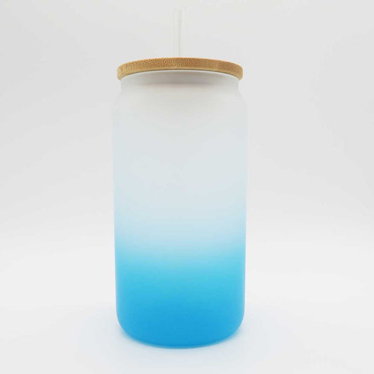 Mattes Farbverlauf-Trinkglas 450 ml – stilvoll & personalisierbar (cyan)